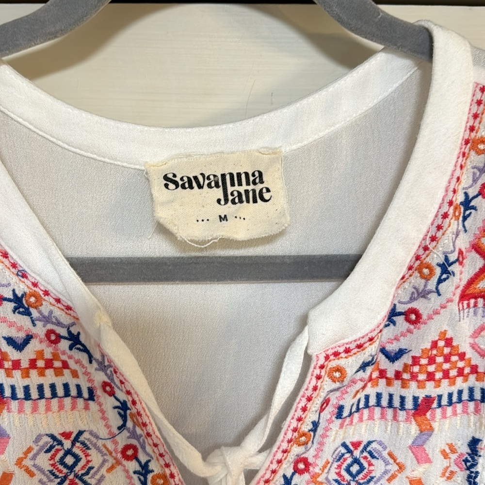 Savanna Jane White Embroidered Top medium - Picture 3 of 4
